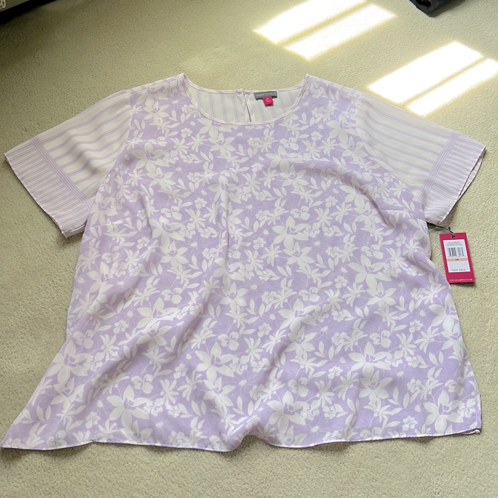 Vince Camuto Floral Short Sleeve Blouse